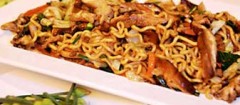 yakissoba-jacarezinho-1354110881