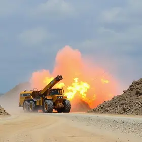 detonações na BR-153