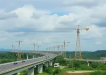 obras de novo viaduto na BR-153
